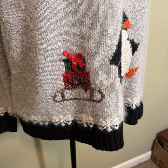 Talbots Angora Lambs Wool Christmas Penguin Sweater Women's Size XL - Picture 3 of 6